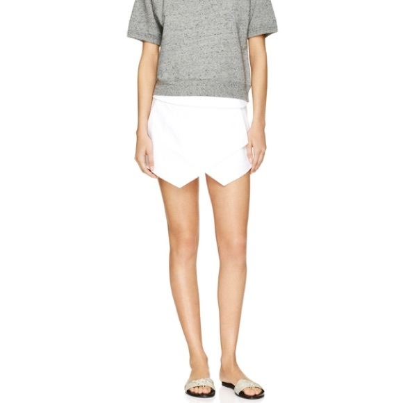 Talula Aritzia Berklee Skort (Vintage) IN WHITE - Picture 3 of 6